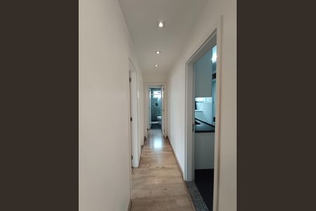 Apartamento para alugar com 73m², 2 quartos e 1 vaga Apartamento para alugar com 73m², 2 quartos e 1 vagaCorredor