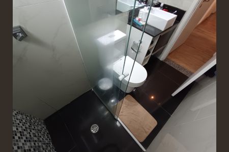 Apartamento para alugar com 73m², 2 quartos e 1 vaga Apartamento para alugar com 73m², 2 quartos e 1 vagaBanheiro da Suíte