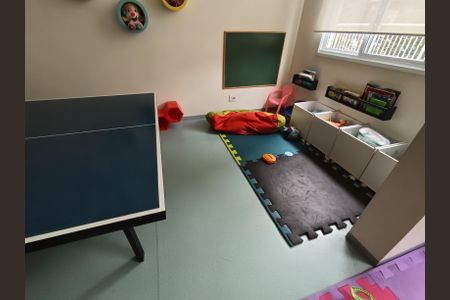 Apartamento para alugar com 73m², 2 quartos e 1 vaga Apartamento para alugar com 73m², 2 quartos e 1 vagaÁrea comum - Brinquedoteca