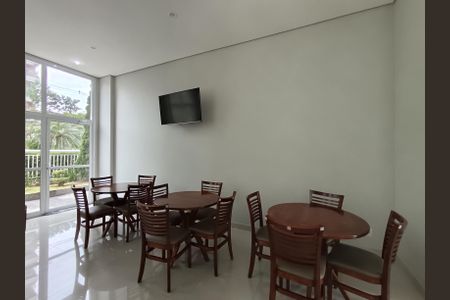 Apartamento para alugar com 73m², 2 quartos e 1 vaga Apartamento para alugar com 73m², 2 quartos e 1 vagaÁrea comum - Salão de festas