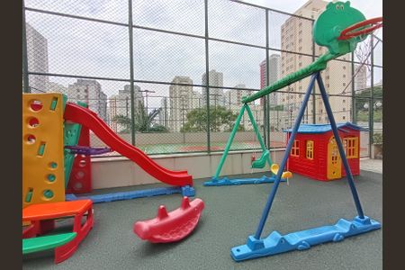 Apartamento para alugar com 73m², 2 quartos e 1 vaga Apartamento para alugar com 73m², 2 quartos e 1 vagaÁrea comum - Playground