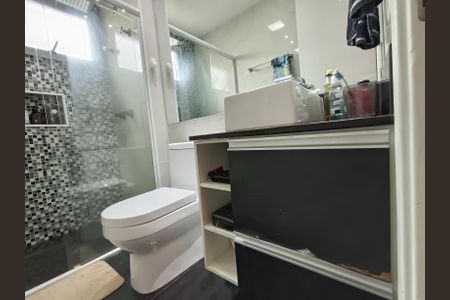 Apartamento para alugar com 73m², 2 quartos e 1 vaga Apartamento para alugar com 73m², 2 quartos e 1 vagaBanheiro da Suíte