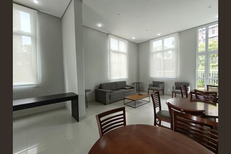 Apartamento para alugar com 73m², 2 quartos e 1 vaga Apartamento para alugar com 73m², 2 quartos e 1 vagaÁrea comum - Salão de festas