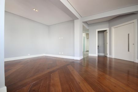 Sala de apartamento para alugar com 3 quartos, 245m² em Moema, São Paulo