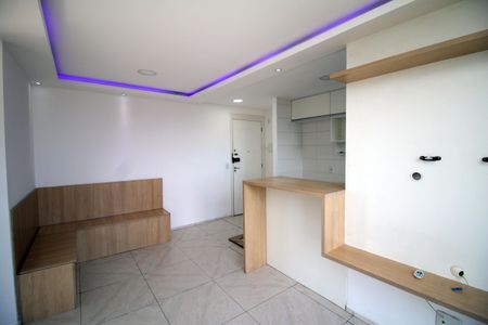 Sala de apartamento à venda com 2 quartos, 60m² em Irajá, Rio de Janeiro