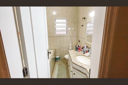 Casa à venda com 350m², 3 quartos e 4 vagas Casa à venda com 350m², 3 quartos e 4 vagasBanheiro da Suíte 3