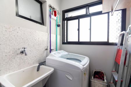 Apartamento à venda com 73m², 3 quartos e 1 vaga Apartamento à venda com 73m², 3 quartos e 1 vagaÁrea de Serviço