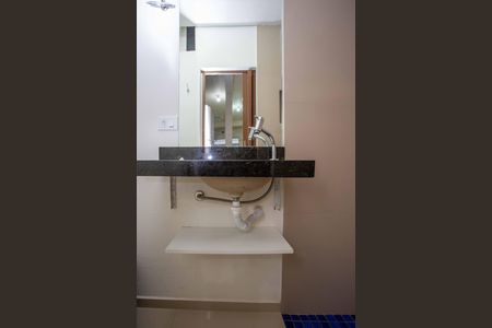 Banheiro de apartamento para alugar com 1 quarto, 35m² em Jardim Melo, Diadema
