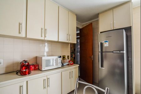 Apartamento à venda com 85m², 3 quartos e 2 vagas Apartamento à venda com 85m², 3 quartos e 2 vagasCozinha