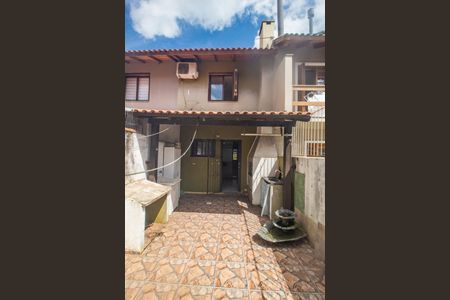 Casa à venda com 87m², 2 quartos e 1 vagaQuintal