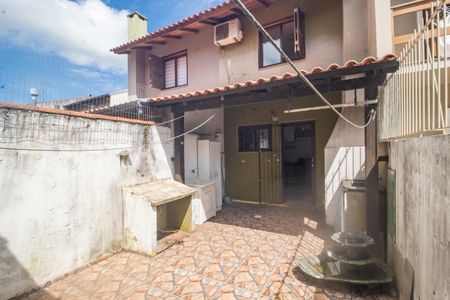 Casa à venda com 87m², 2 quartos e 1 vagaQuintal