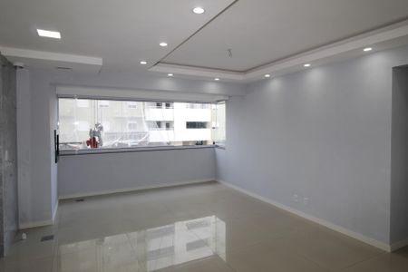 Apartamento à venda com 79m², 3 quartos e 1 vagaSala/Cozinha