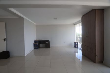 Apartamento para alugar com 120m², 4 quartos e 1 vagaEscritório