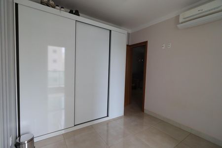 Quarto de apartamento para alugar com 2 quartos, 75m² em Nova Aliança, Ribeirão Preto