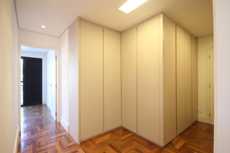 Apartamento para alugar com 314m², 3 quartos e 3 vagasSuíte