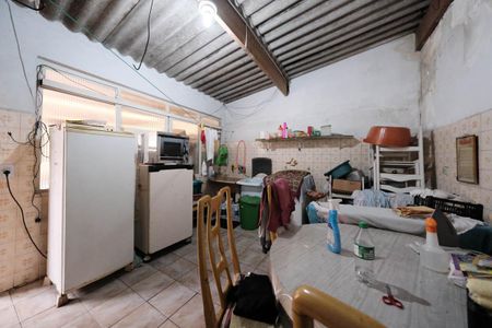 Casa à venda com 250m², 4 quartos e 4 vagasÁrea de Serviço