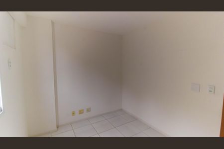 Quarto de apartamento à venda com 2 quartos, 70m² em Badu, Niterói