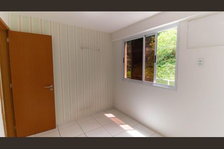 Quarto de apartamento à venda com 2 quartos, 70m² em Badu, Niterói