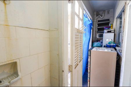 Apartamento à venda com 65m², 2 quartos e 1 vagaBanheiro de Serviço