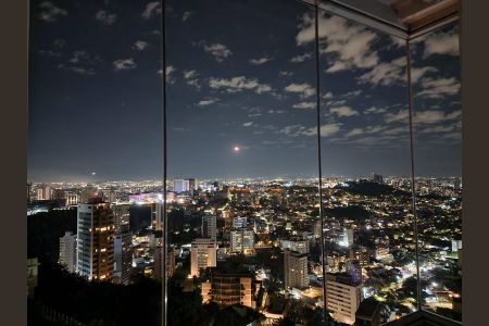 Apartamento à venda com 225m², 3 quartos e 3 vagasVaranda da Sala