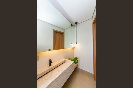 Apartamento à venda com 225m², 3 quartos e 3 vagasLavabo