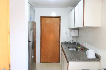 Apartamento para alugar com 109m², 3 quartos e 1 vagaCozinha e Área de Serviço