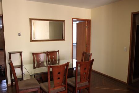 Sala de apartamento para alugar com 3 quartos, 109m² em Setor Oeste, Goiânia