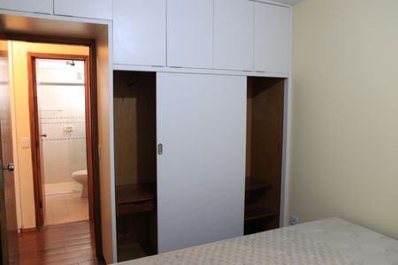 Apartamento para alugar com 109m², 3 quartos e 1 vagaQuarto 02