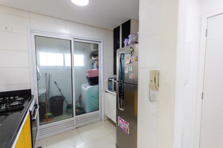 Apartamento à venda com 127m², 3 quartos e 2 vagas Apartamento à venda com 127m², 3 quartos e 2 vagasCozinha e Área de Serviço