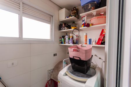 Apartamento à venda com 127m², 3 quartos e 2 vagas Apartamento à venda com 127m², 3 quartos e 2 vagasCozinha e Área de Serviço