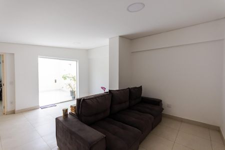 Apartamento à venda com 127m², 3 quartos e 2 vagas Apartamento à venda com 127m², 3 quartos e 2 vagasSala 2