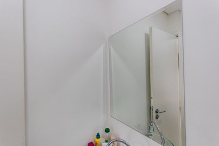 Apartamento à venda com 127m², 3 quartos e 2 vagas Apartamento à venda com 127m², 3 quartos e 2 vagasBanheiro da Suíte 2