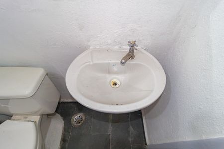 Apartamento à venda com 52m², 2 quartos e 1 vagaDetalhe - Banheiro