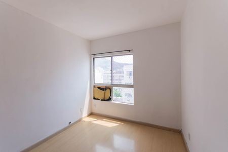 Apartamento à venda com 139m², 3 quartos e 2 vagasQuarto 2