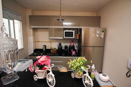 Apartamento à venda com 45m², 2 quartos e 1 vaga Apartamento à venda com 45m², 2 quartos e 1 vagaCozinha e Área de Serviço