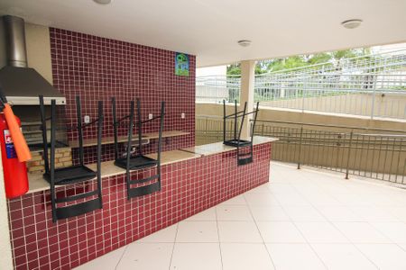 Apartamento à venda com 45m², 2 quartos e 1 vaga Apartamento à venda com 45m², 2 quartos e 1 vagaÁrea comum - Churrasqueira