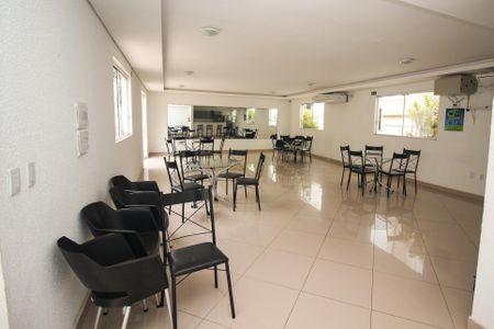 Apartamento à venda com 45m², 2 quartos e 1 vaga Apartamento à venda com 45m², 2 quartos e 1 vagaÁrea comum - Salão de festas