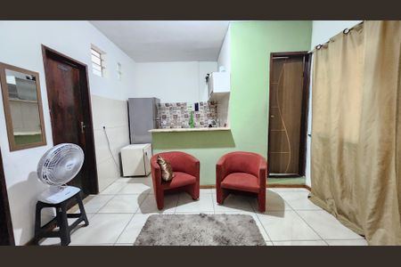 Sala de casa para alugar com 2 quartos, 54m² em Boca do Rio, Salvador