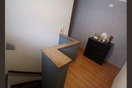 Casa à venda com 225m², 3 quartos e 3 vagas Casa à venda com 225m², 3 quartos e 3 vagasFoto 01