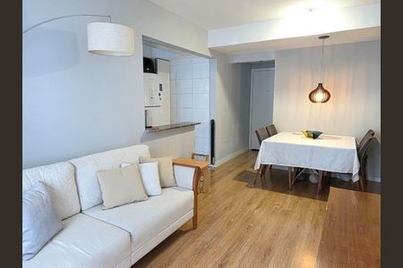 Sala de apartamento à venda com 3 quartos, 78m² em Imperial de São Cristóvão, Rio de Janeiro