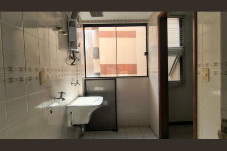 Apartamento à venda com 87m², 2 quartos e 2 vagasCozinha e Área de Serviço