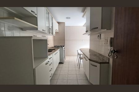 Apartamento à venda com 87m², 2 quartos e 2 vagasCozinha e Área de Serviço