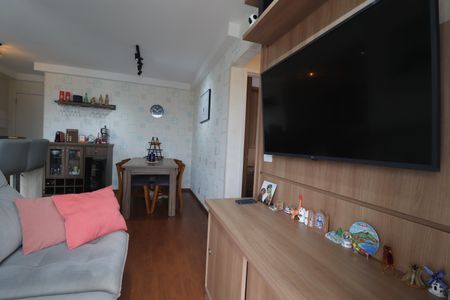Sala de apartamento à venda com 2 quartos, 49m² em Vila Eldizia, Santo André