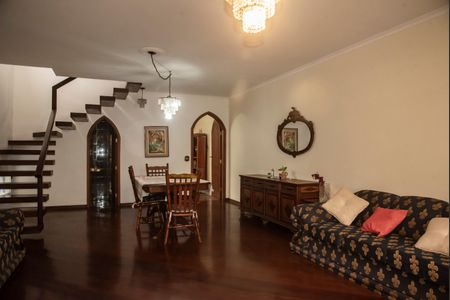 Sala de casa para alugar com 3 quartos, 250m² em Planalto Paulista, São Paulo