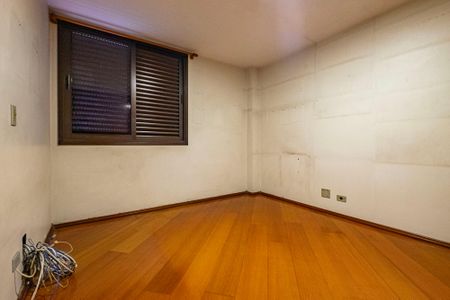 Quarto de apartamento para alugar com 3 quartos, 164m² em Jardim Paulistano, São Paulo