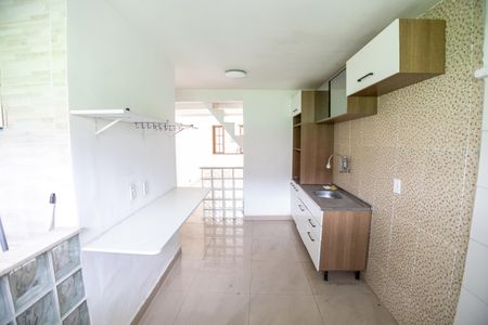 Casa de condomínio para alugar com 59m², 2 quartos e 1 vaga Casa de condomínio para alugar com 59m², 2 quartos e 1 vagaCozinha