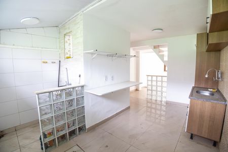 Casa de condomínio para alugar com 59m², 2 quartos e 1 vaga Casa de condomínio para alugar com 59m², 2 quartos e 1 vagaCozinha