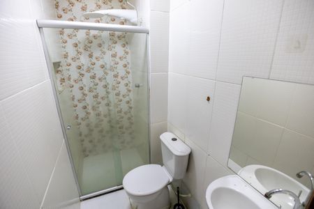 Casa de condomínio para alugar com 59m², 2 quartos e 1 vaga Casa de condomínio para alugar com 59m², 2 quartos e 1 vagaBanheiro