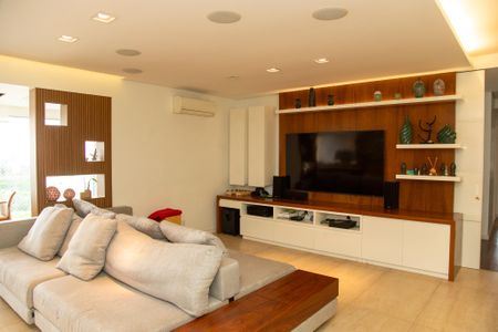 Sala de apartamento à venda com 3 quartos, 194m² em Campo Belo, São Paulo