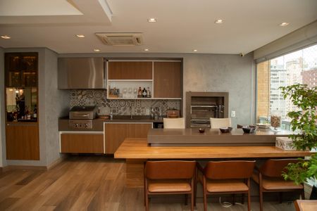 Apartamento à venda com 194m², 3 quartos e 4 vagas Apartamento à venda com 194m², 3 quartos e 4 vagasVaranda gourmet